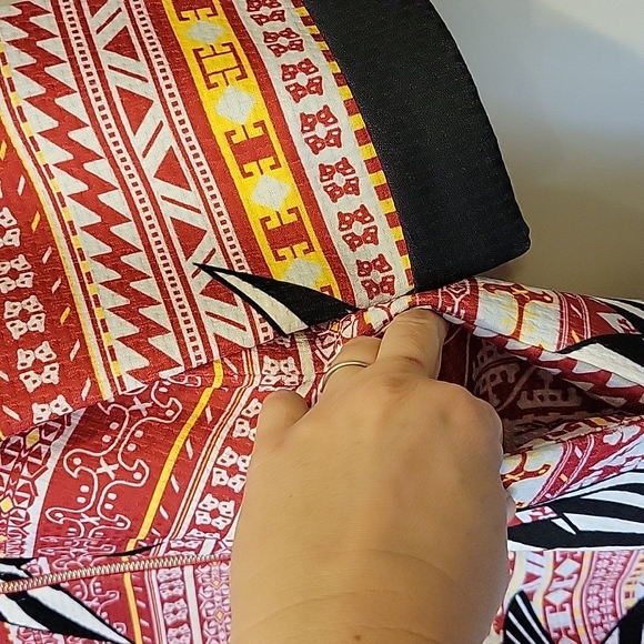 Jaune Rouge, Paris Boutique, Size MED Red Aztec Zip Up Dress NWOT - Picture 2 of 6